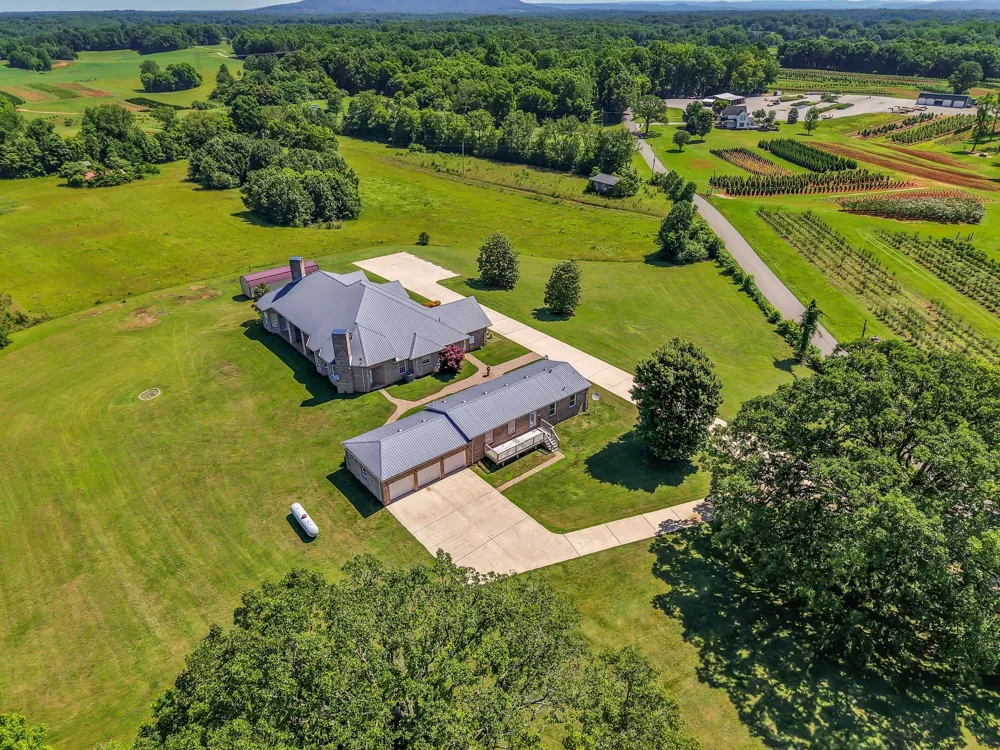 555 Randall Hitchcock Rd Rock Island, TN 38581