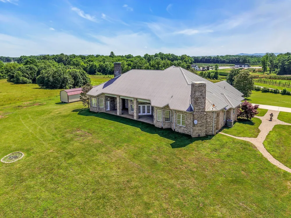 555 Randall Hitchcock Rd Rock Island, TN 38581
