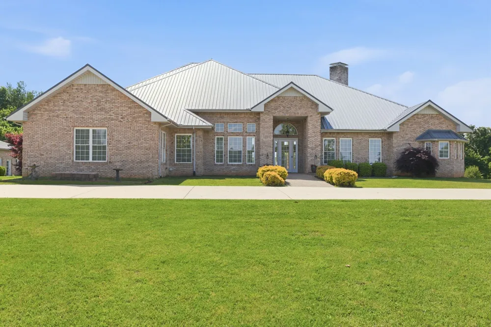 555 Randall Hitchcock Rd Rock Island, TN 38581