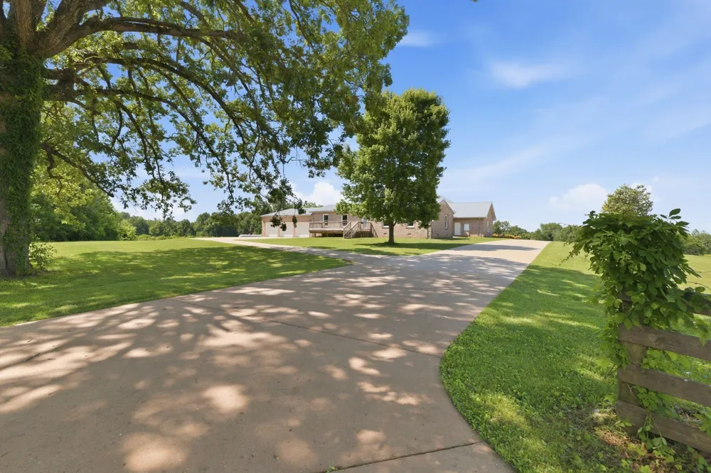 555 Randall Hitchcock Rd Rock Island, TN 38581