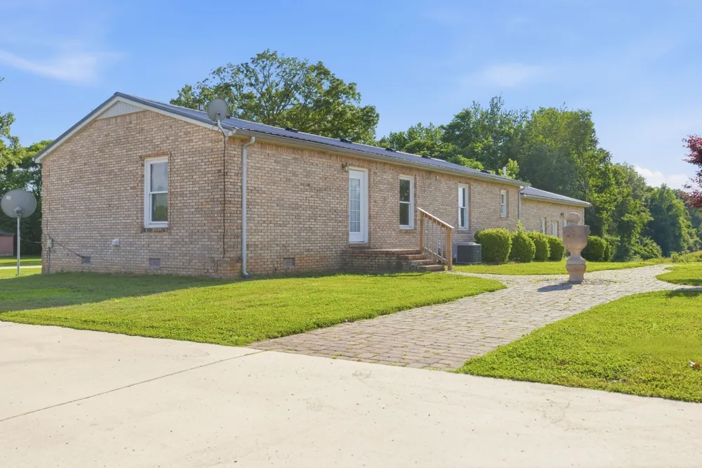 555 Randall Hitchcock Rd Rock Island, TN 38581