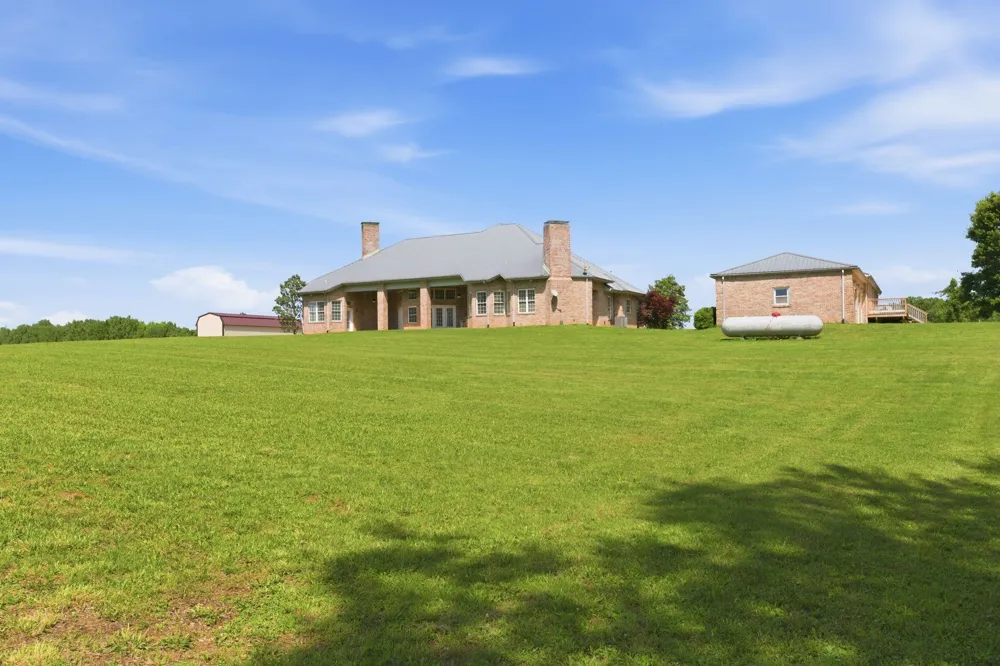 555 Randall Hitchcock Rd Rock Island, TN 38581