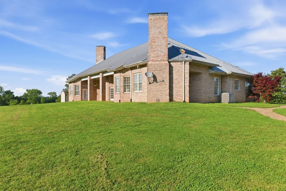 555 Randall Hitchcock Rd Rock Island, TN 38581
