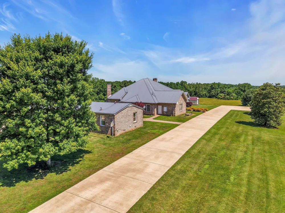 555 Randall Hitchcock Rd Rock Island, TN 38581