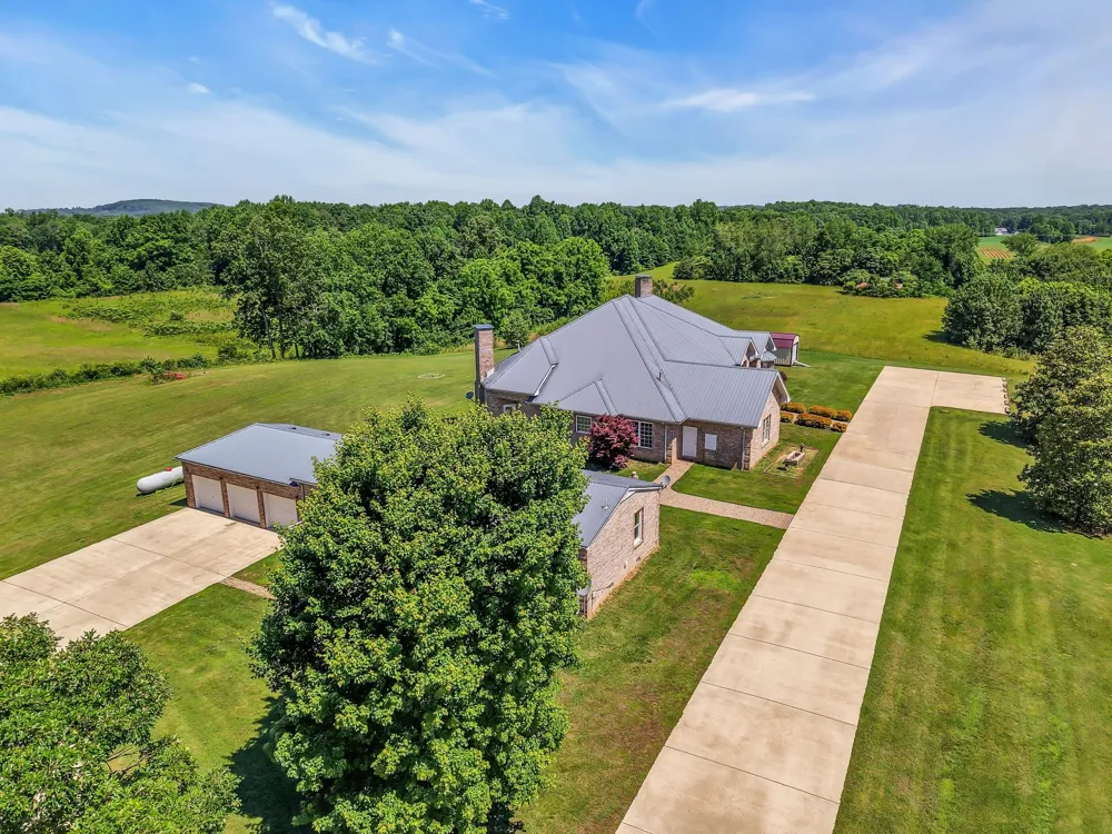 555 Randall Hitchcock Rd Rock Island, TN 38581