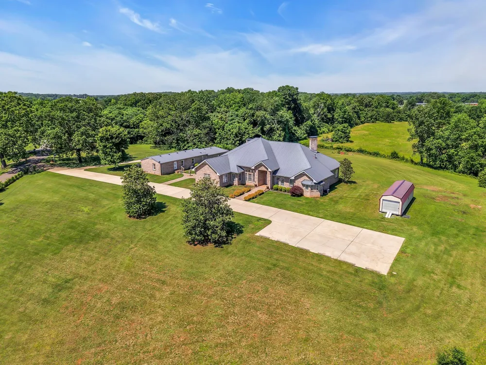 555 Randall Hitchcock Rd Rock Island, TN 38581
