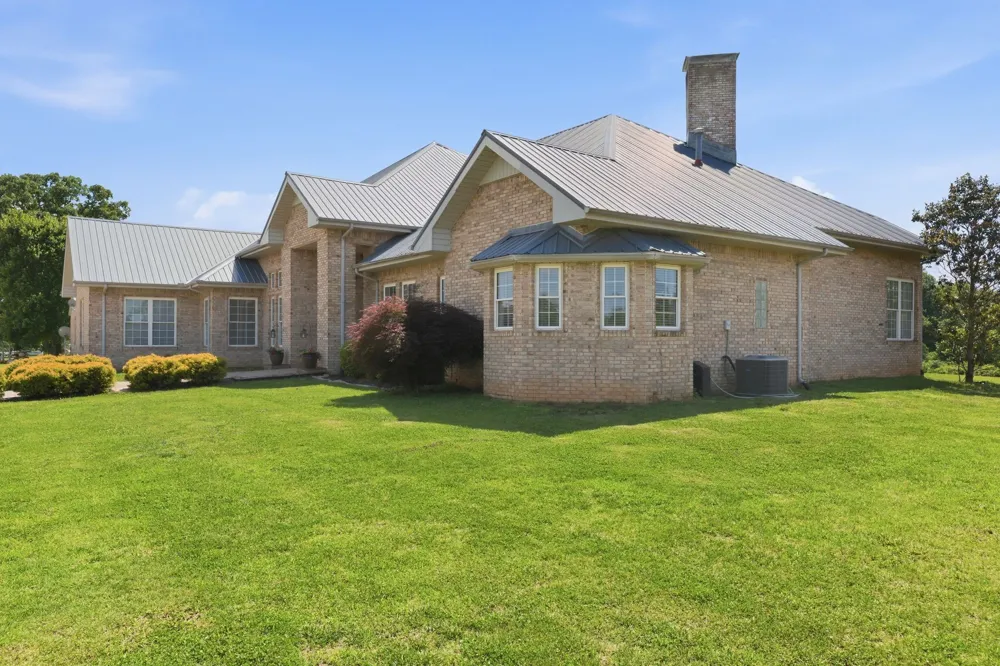 555 Randall Hitchcock Rd Rock Island, TN 38581