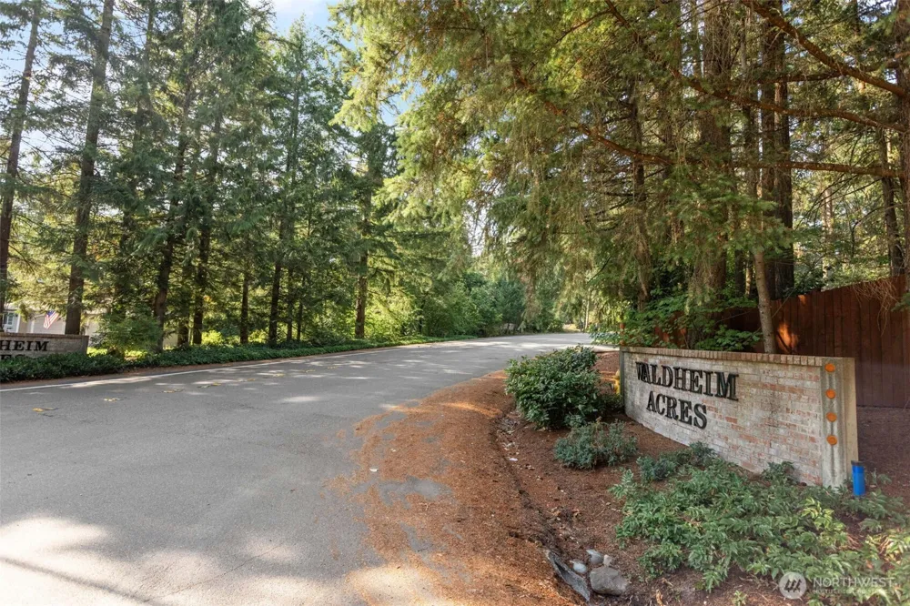 19318 SE 328th Place Kent, WA 98042
