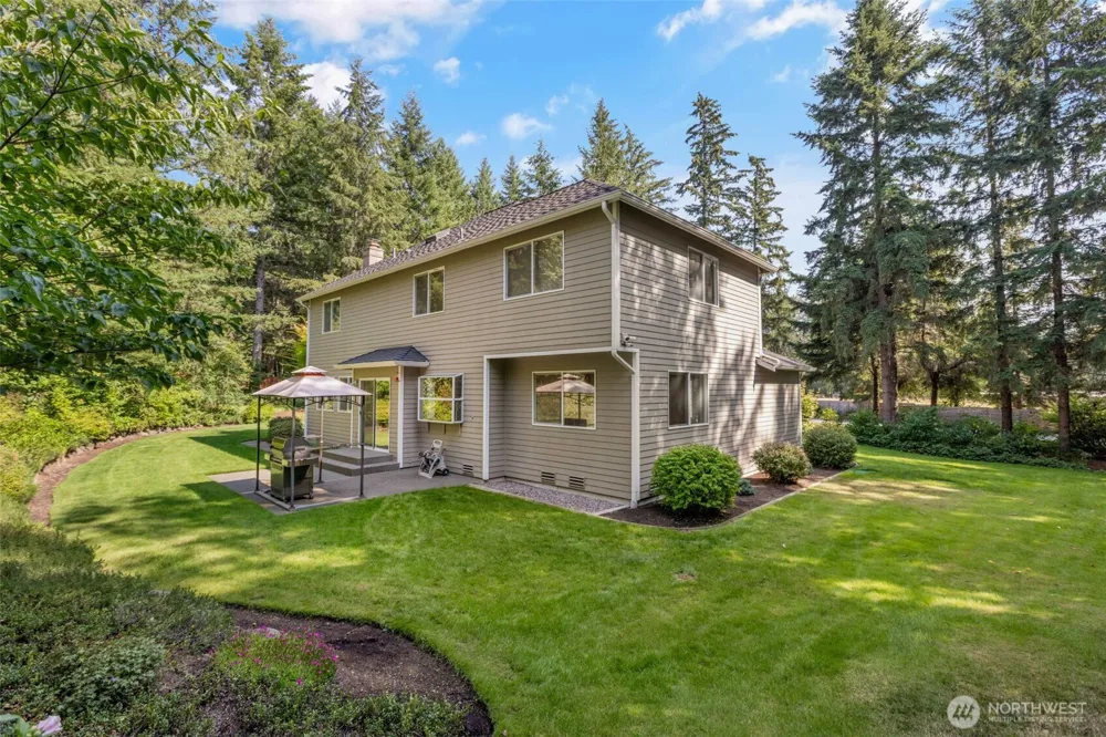 19318 SE 328th Place Kent, WA 98042