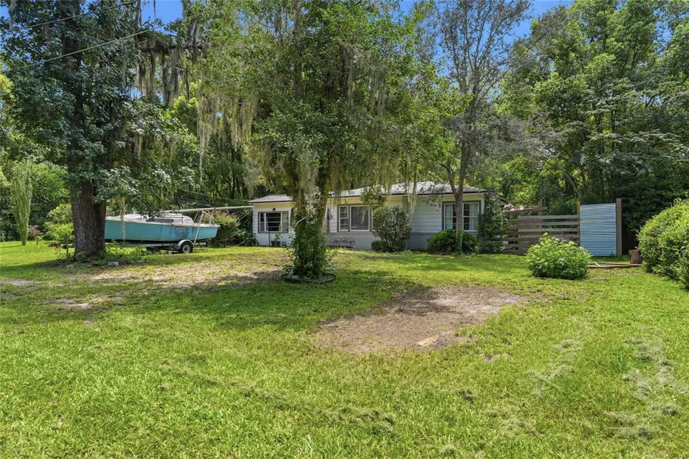 1019 NW 25TH AVENUE Gainesville, FL 32609