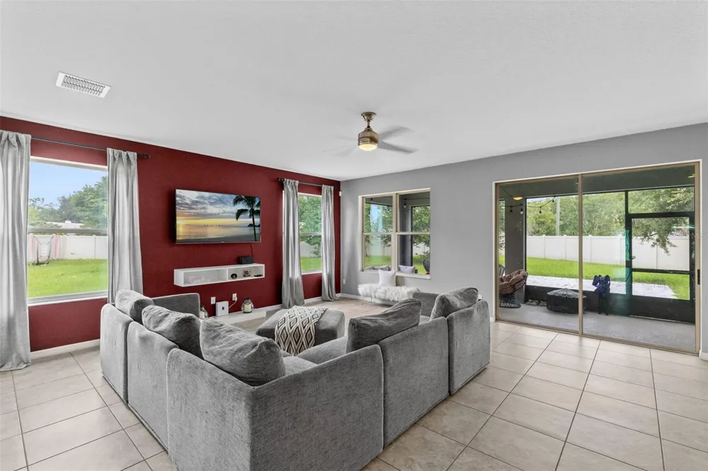 1553 PINE MARSH LOOP St Cloud, FL 34771