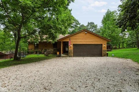 3320 Pine Wood Drive