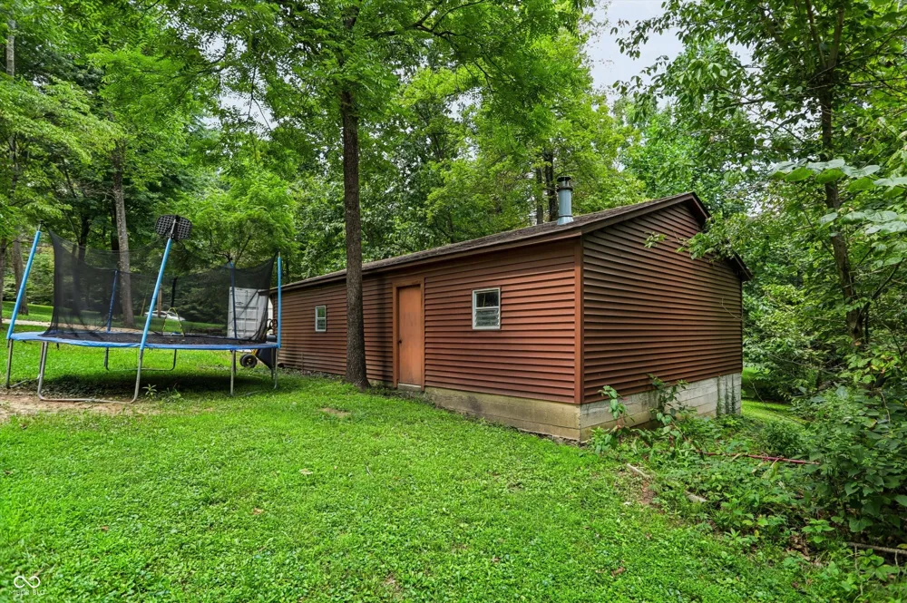 3320 Pine Wood Drive Spencer, IN 47460