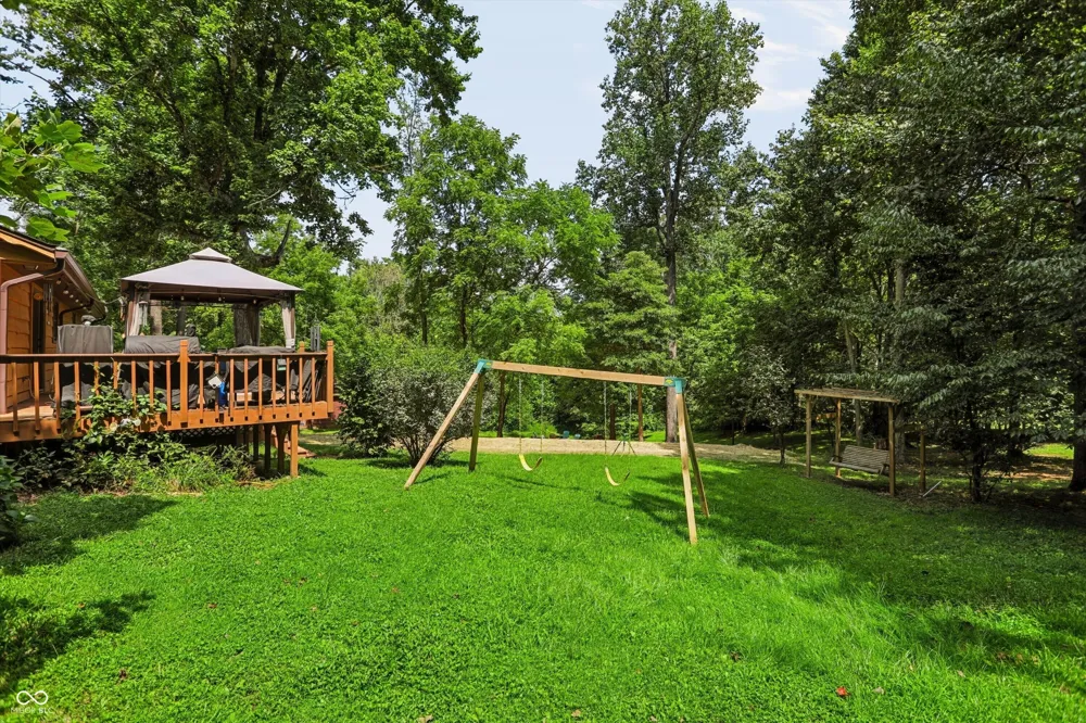 3320 Pine Wood Drive Spencer, IN 47460