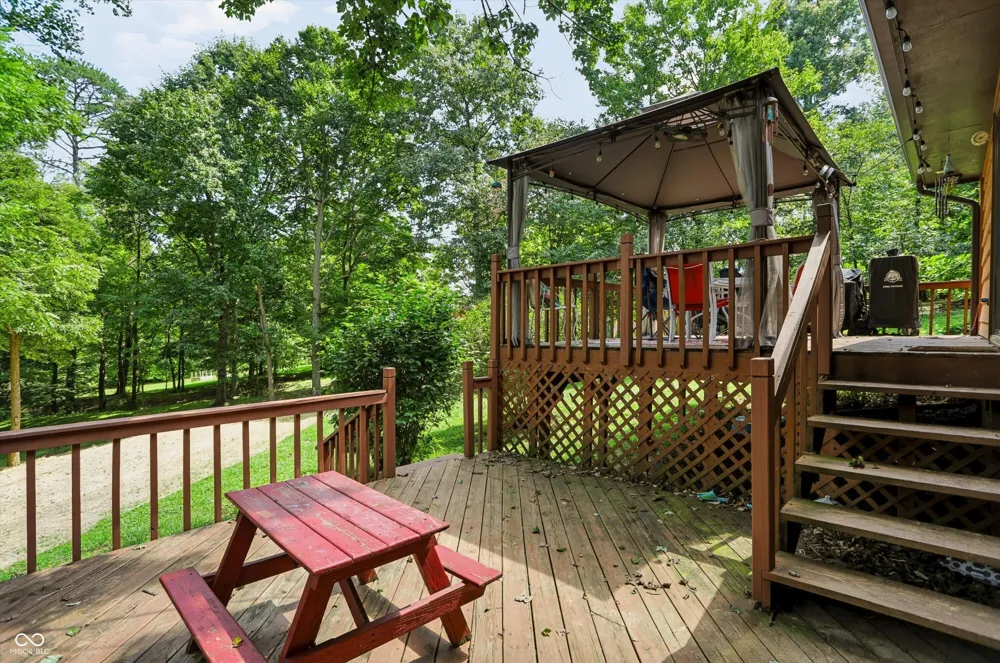 3320 Pine Wood Drive Spencer, IN 47460