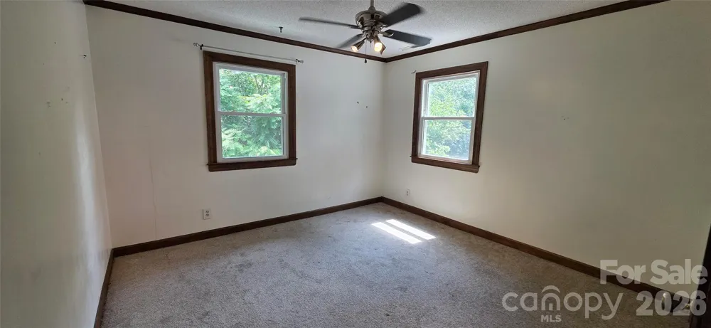 8979 Twin Lake Drive Kernersville, NC 27284