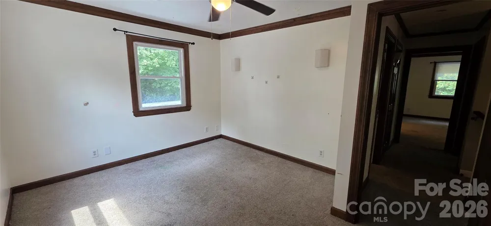8979 Twin Lake Drive Kernersville, NC 27284