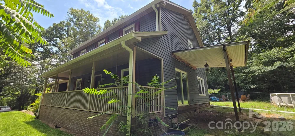 8979 Twin Lake Drive Kernersville, NC 27284