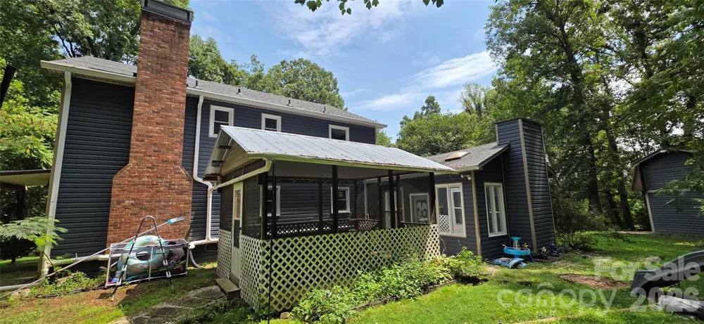 8979 Twin Lake Drive Kernersville, NC 27284