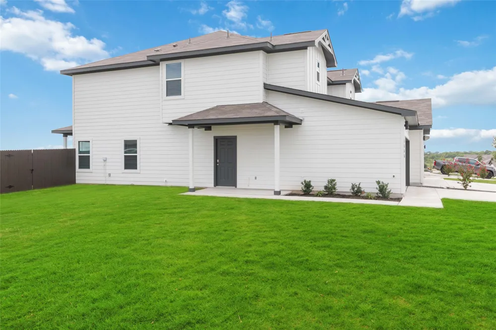 525 Caymus Drive #A Buda, TX 78610