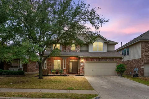 712 Arrowood Place