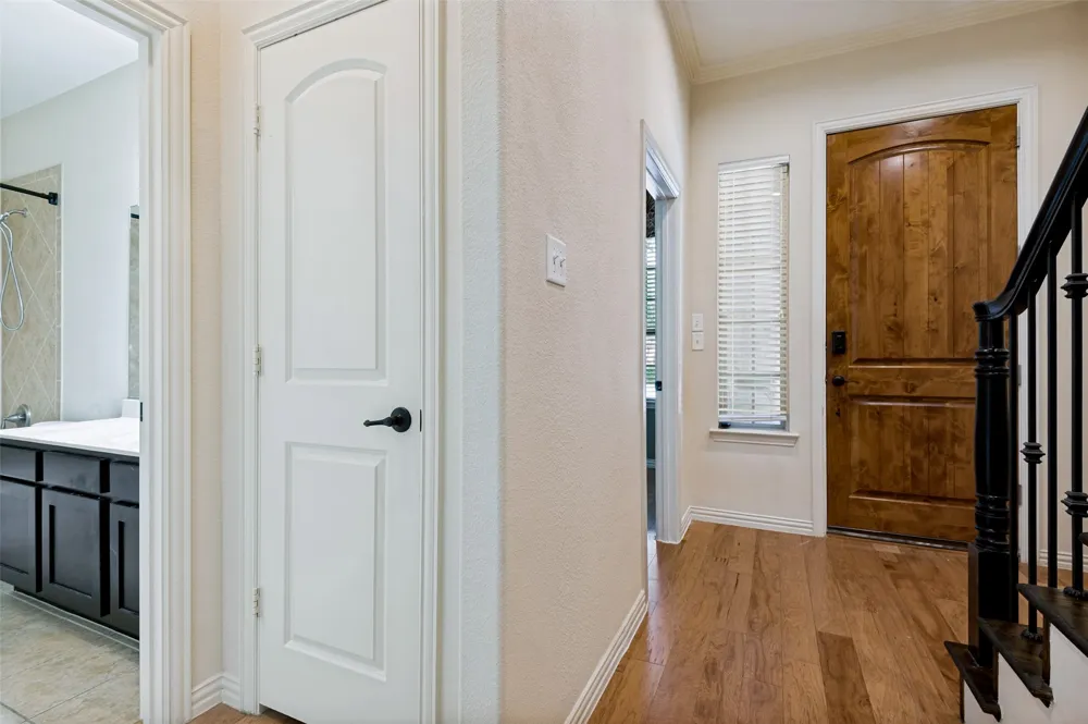 6434 Love Drive Irving, TX 75039