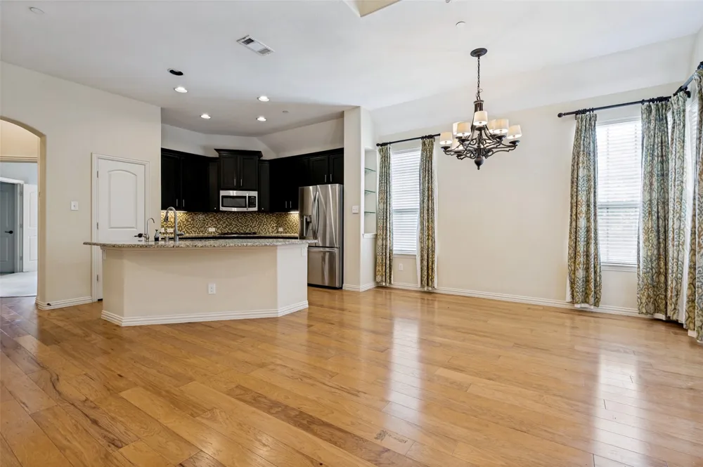 6434 Love Drive Irving, TX 75039