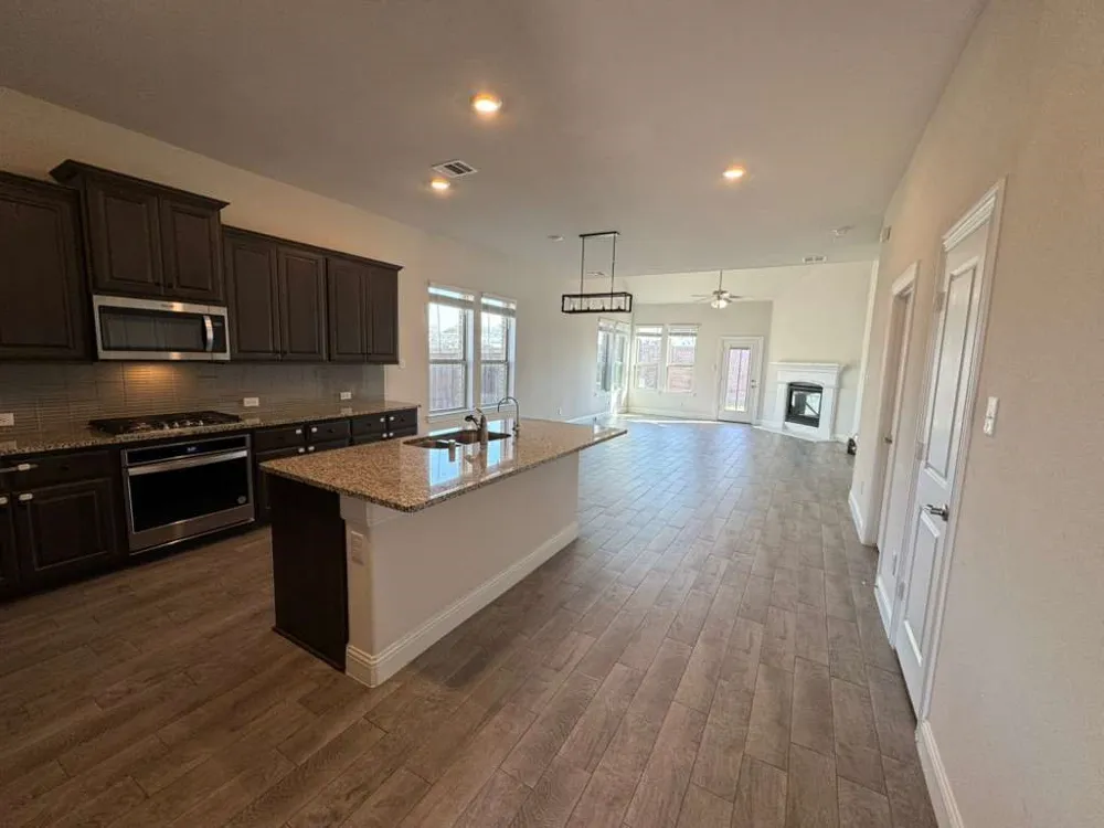 15323 Mossy Oak Lane Frisco, TX 75035