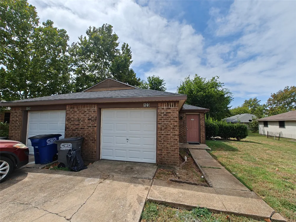 123 Prairie Creek Circle Princeton, TX 75407