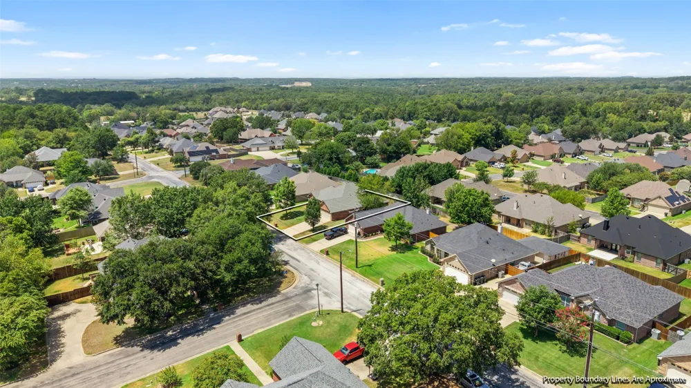 11848 County Road 167 Tyler, TX 75703