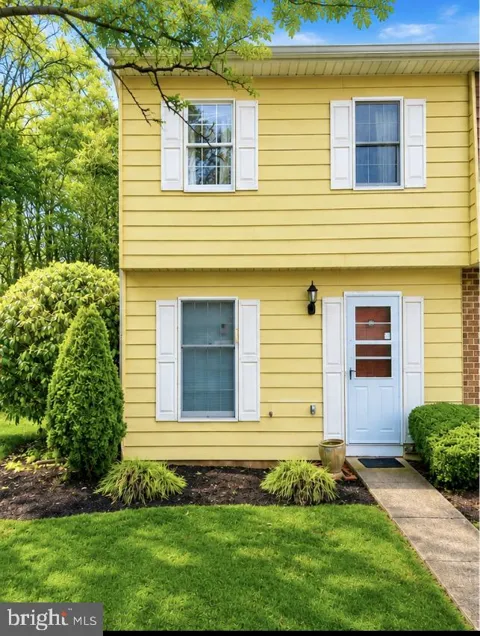31 DREXEL PLACE