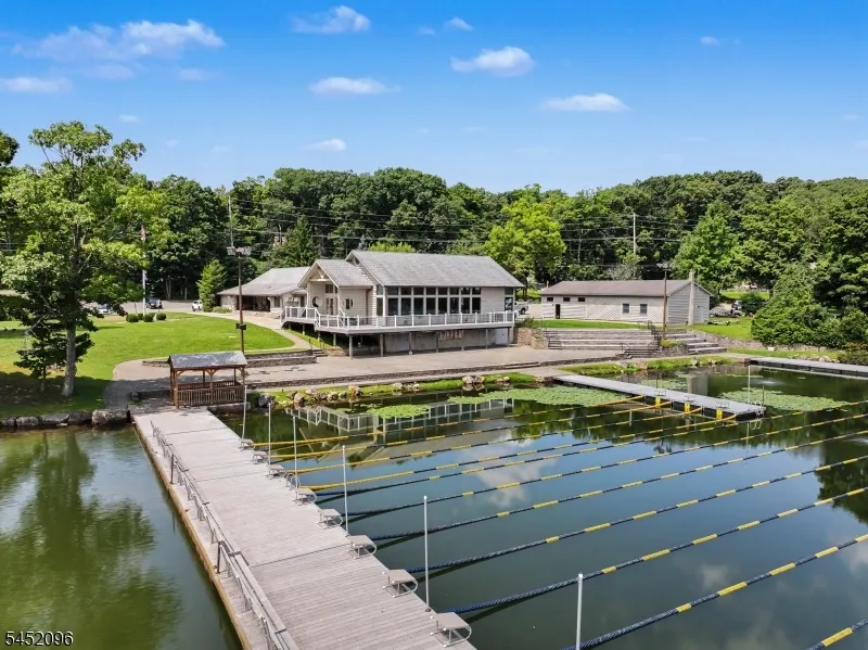 49 Lonaconing Rd Vernon, NJ 07422