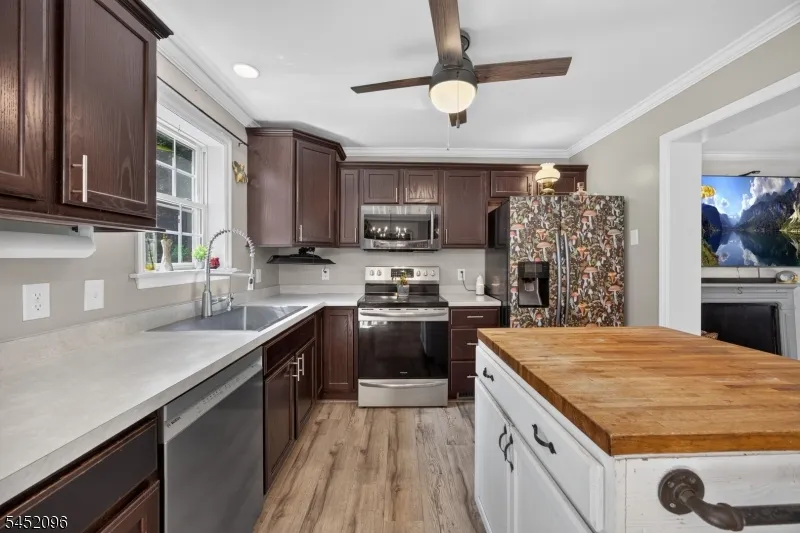 49 Lonaconing Rd Vernon, NJ 07422