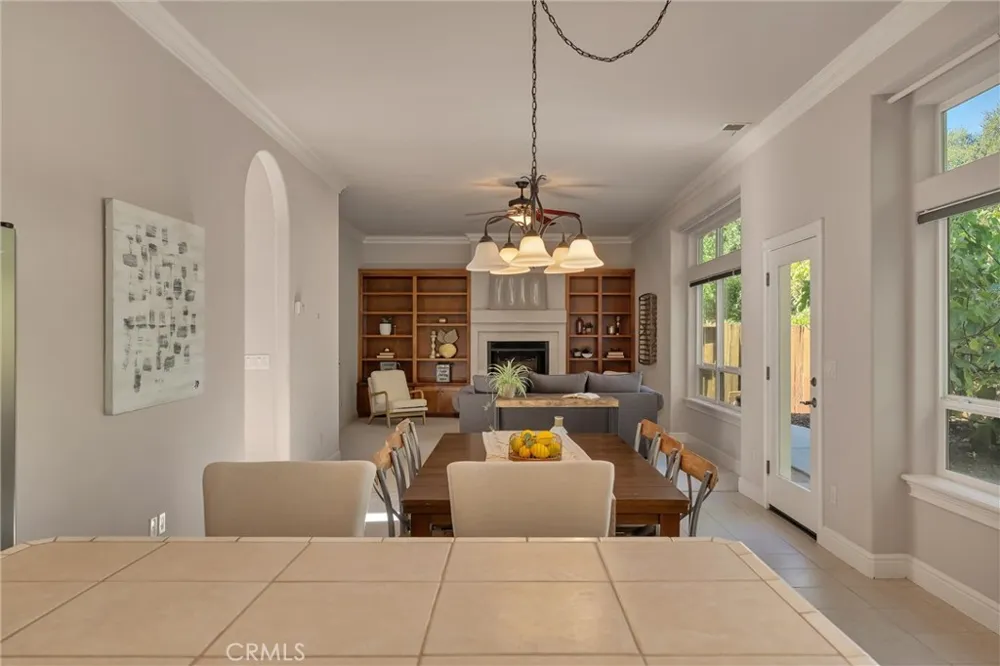 122 Secluded Oaks Court Chico, CA 95928