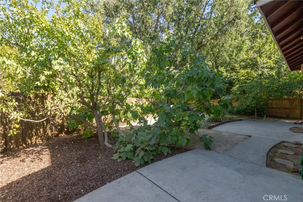 122 Secluded Oaks Court Chico, CA 95928