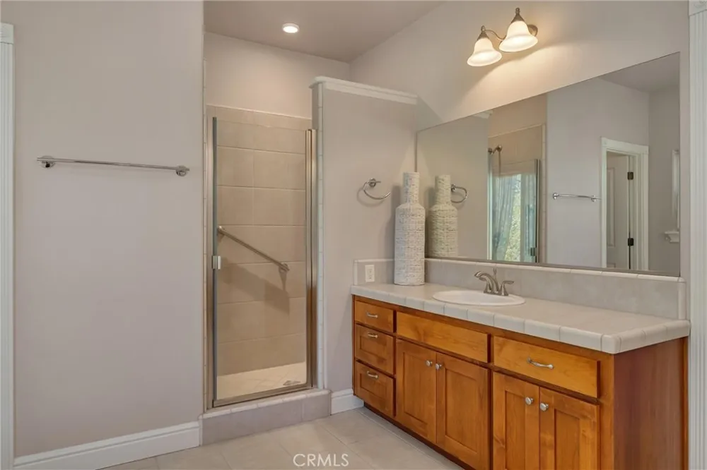 122 Secluded Oaks Court Chico, CA 95928