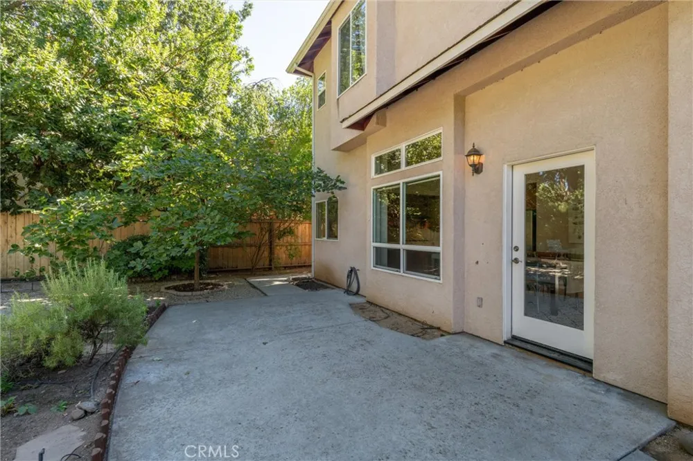 122 Secluded Oaks Court Chico, CA 95928
