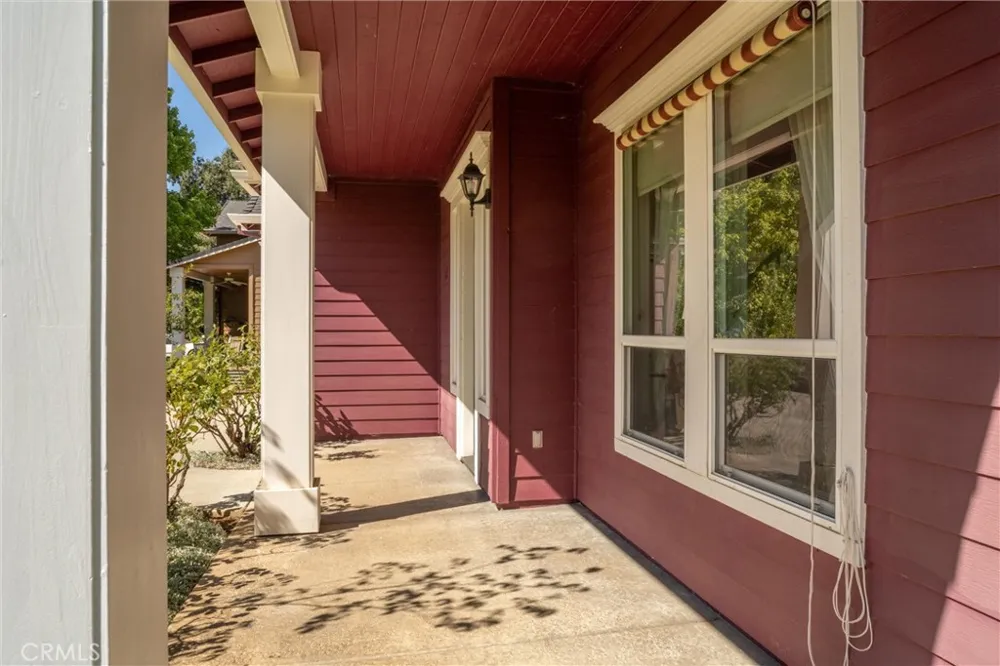122 Secluded Oaks Court Chico, CA 95928