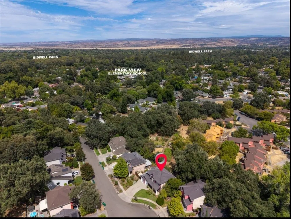 122 Secluded Oaks Court Chico, CA 95928