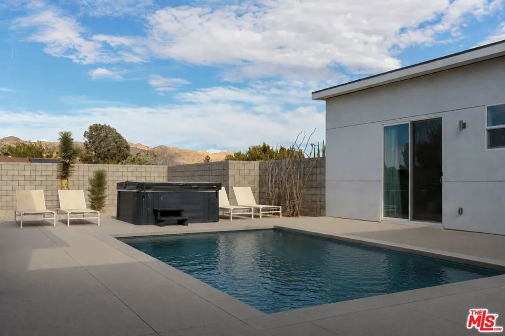 58654 Piedmont Drive Yucca Valley, CA 92284