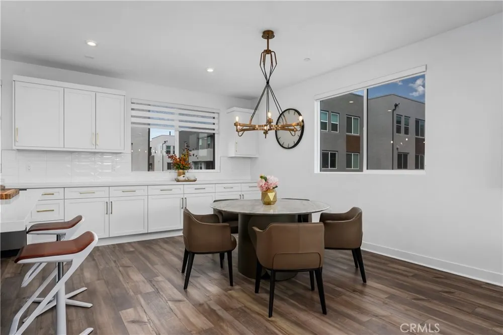 651 S Lyon Street Santa Ana, CA 92701