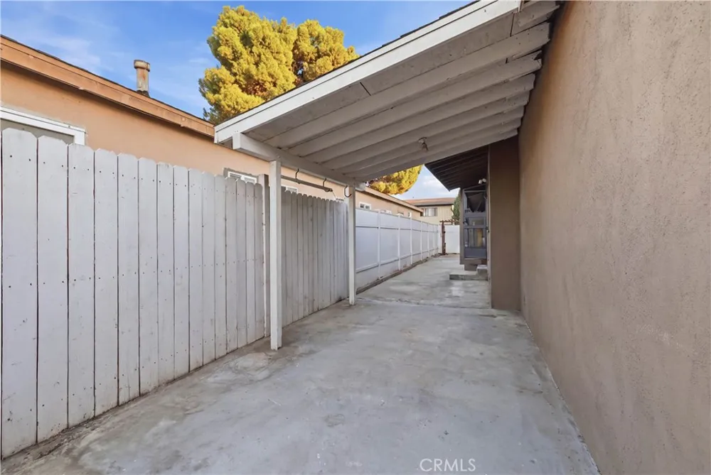 233 E Louise Street Long Beach, CA 90805