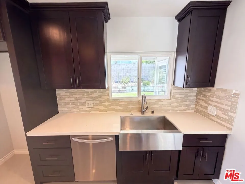 2025 Via Mirada Fullerton, CA 92833