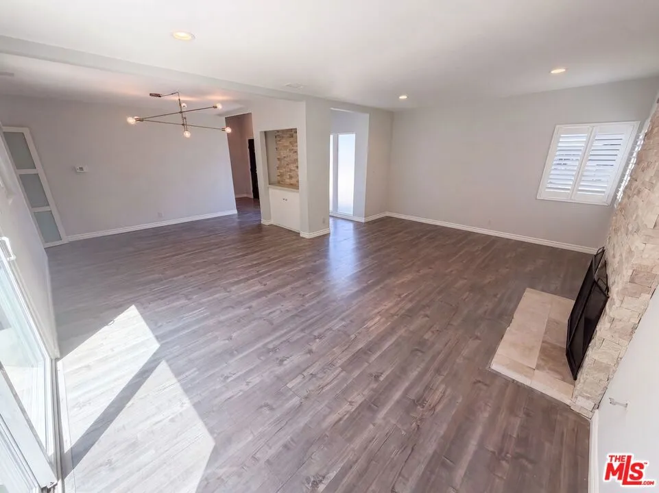 2025 Via Mirada Fullerton, CA 92833