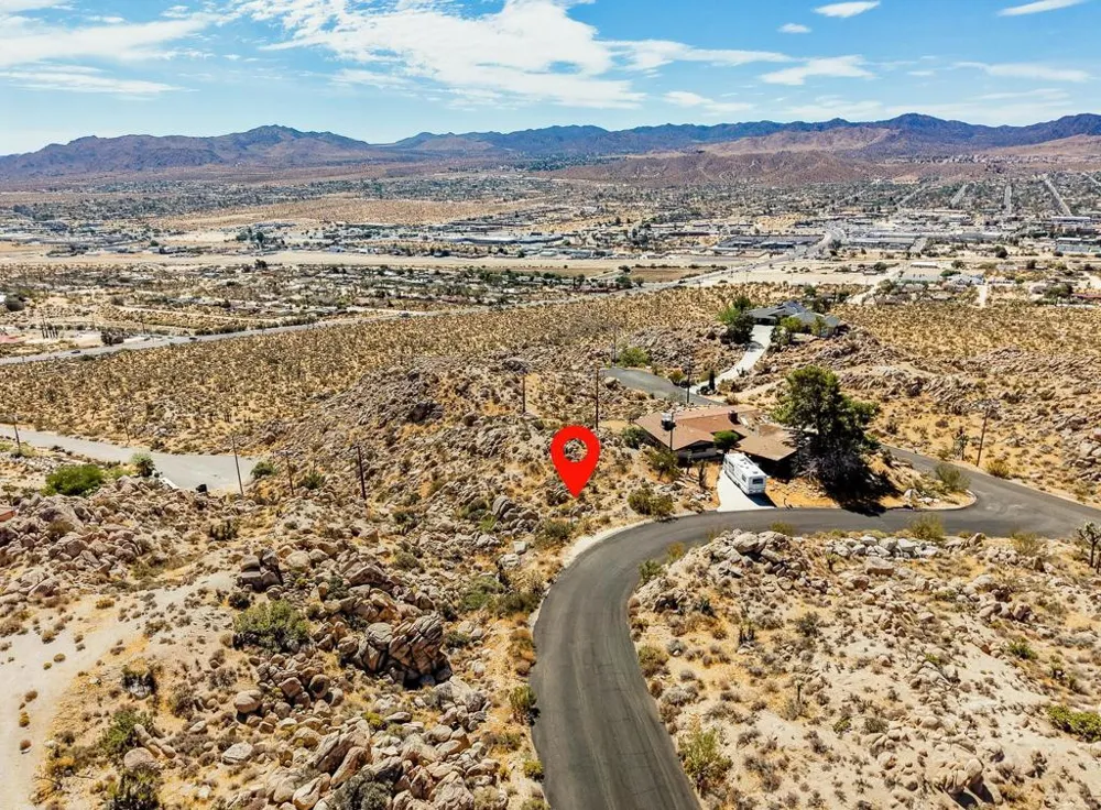 57180 Panchita Road Yucca Valley, CA 92284