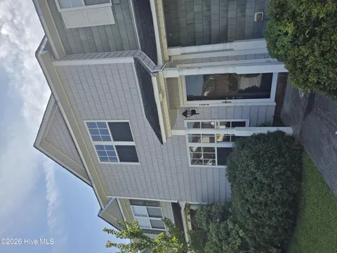 204 Streamwood Drive