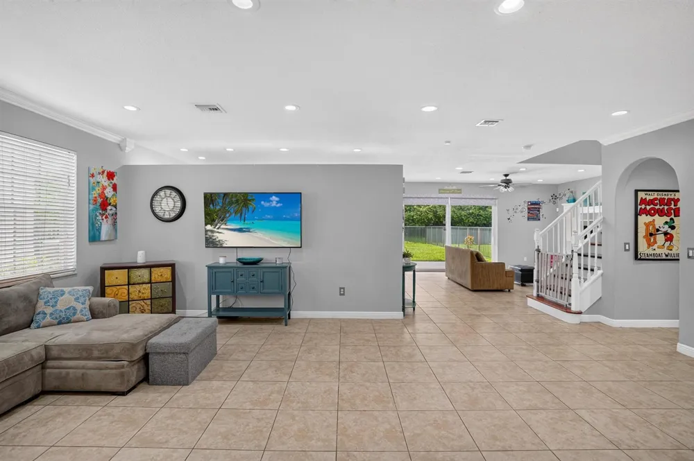 9135 Dupont Place Wellington, FL 33414