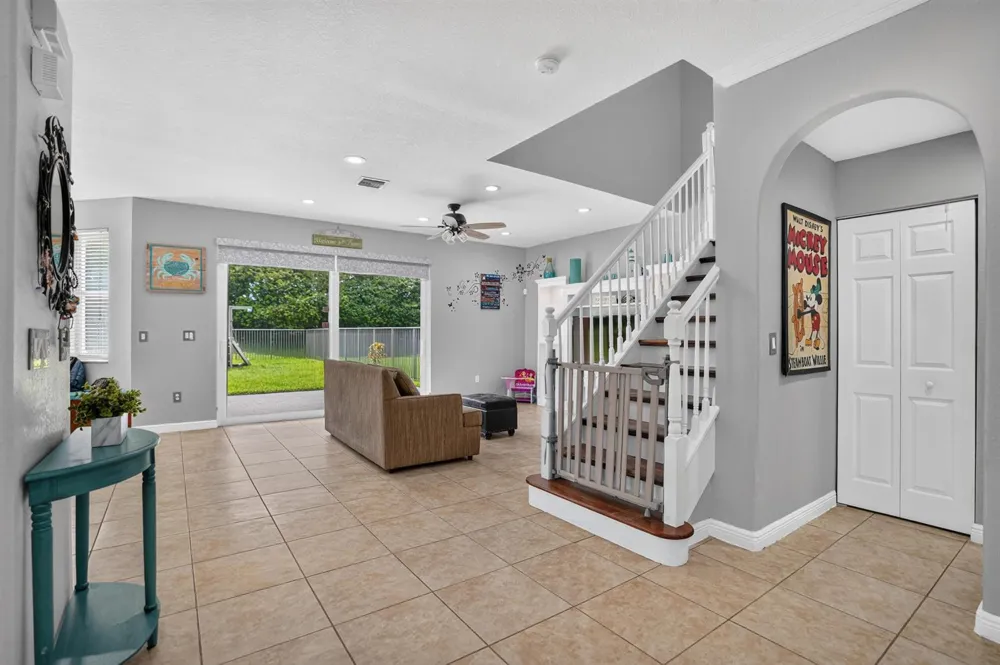 9135 Dupont Place Wellington, FL 33414
