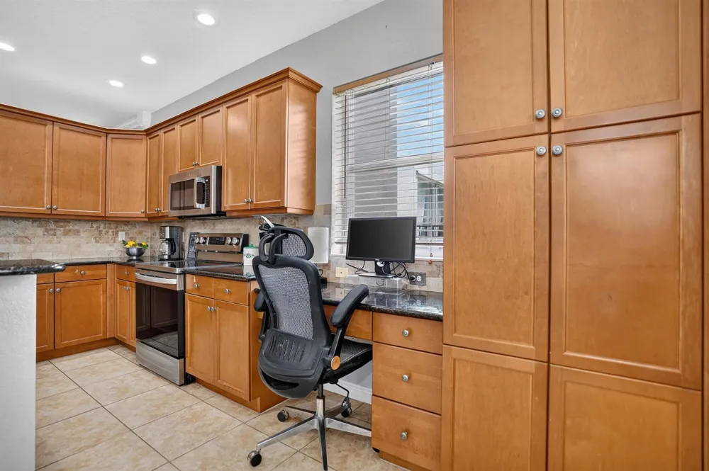 9135 Dupont Place Wellington, FL 33414