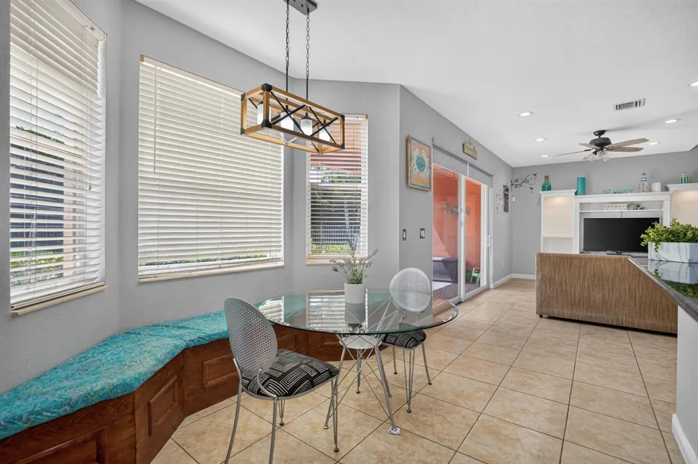 9135 Dupont Place Wellington, FL 33414